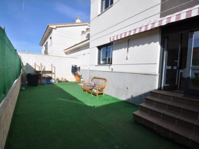 Chalet en venta en Yunquera De Henares, Castilla-La Mancha