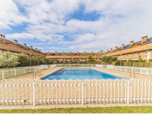 Chalet en venta en Miralbueno, Zaragoza