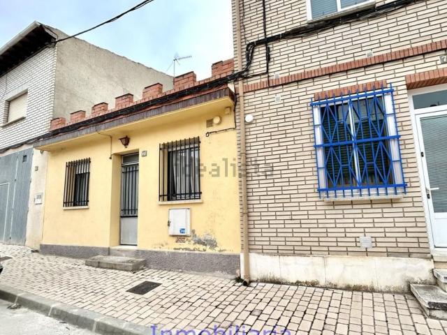 Casa en venta en Adrada De Haza, Burgos