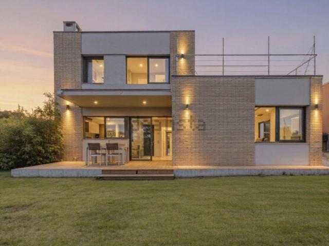 Casa en venta en Gironès, Catalunya