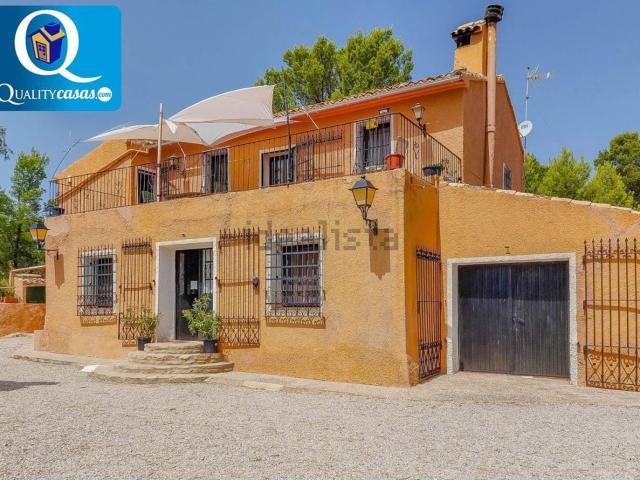 Casa en alquiler en la Marina Baixa, Valencia