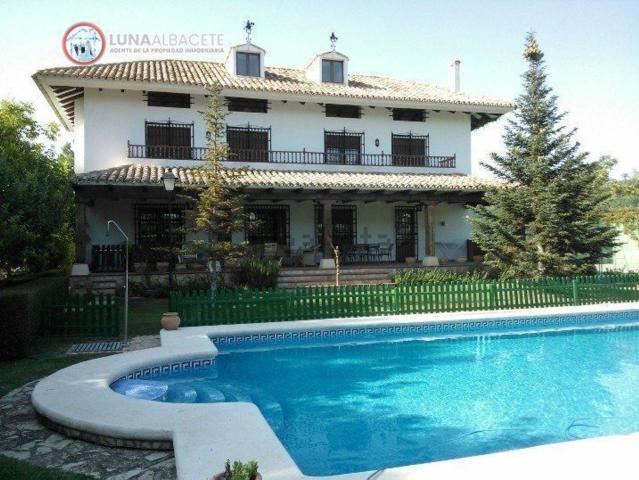 Casa en venta en Centro, Albacete