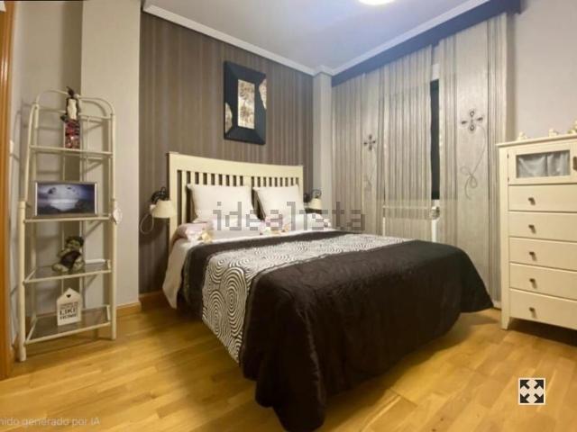 Casa en venta en Distrito 5, Albacete