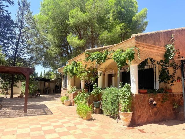 Casa en alquiler en Urbanización El Trigal, Albacete