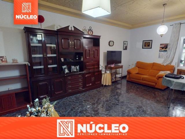 Casa en venta en Distrito 2, Albacete