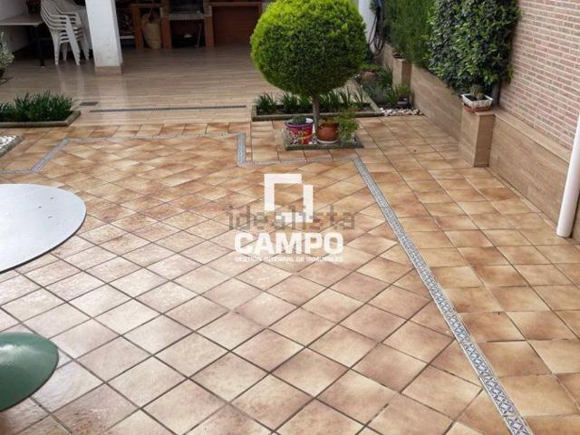 Casa en venta en Distrito 3, Albacete