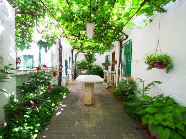 Casa en venta en Distrito 2, Albacete