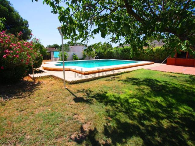 Casa en venta en Urbanización Los Prados, Albacete