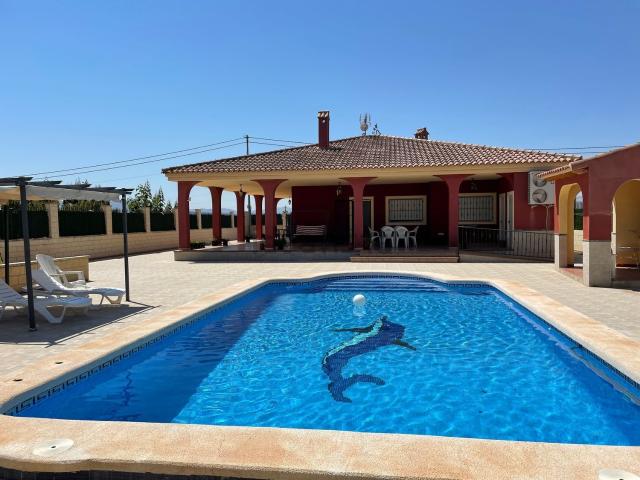 Casa en venta en Albatera, Valencia