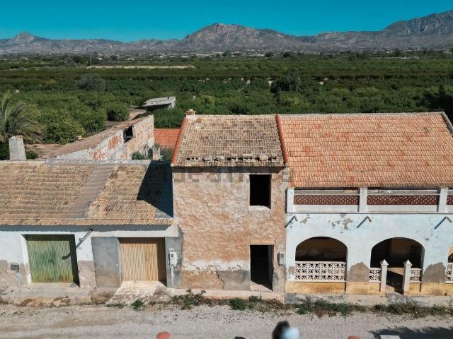 Casa en venta en Albatera, Valencia