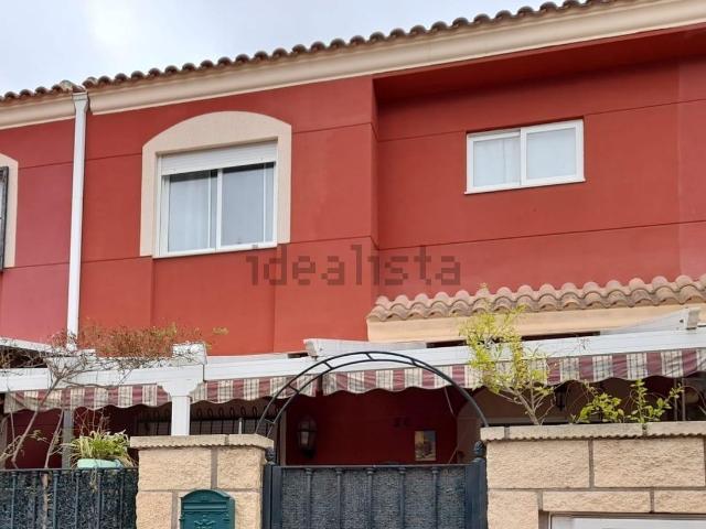 Casa en venta en Albatera, Valencia