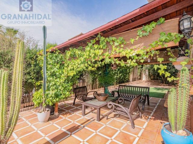 Casa en venta en Albolote, Urbanización El Torreón