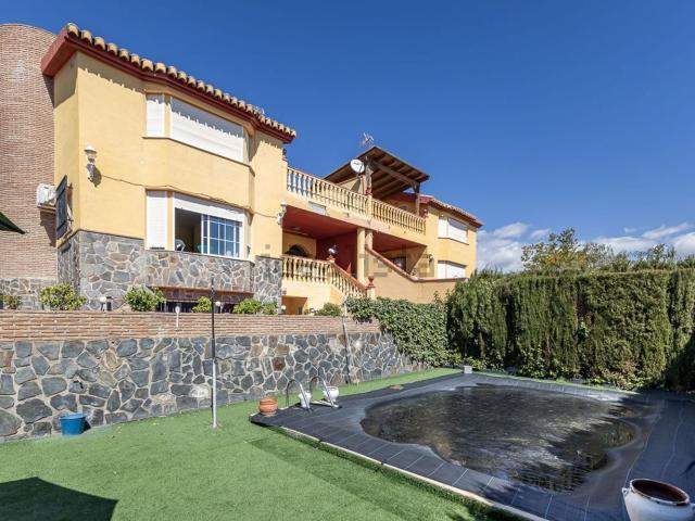 Casa en venta en Albolote, Urbanización El Torreón