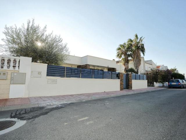 Casa en venta en Alcanar, Tarragona