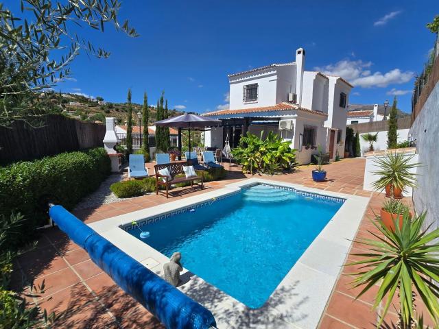 Casa en venta en Puente de Salia, La Axarquía