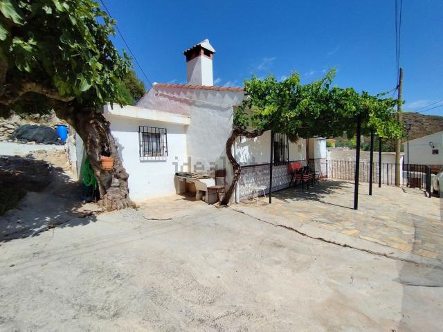 Casa en venta en Alcaucín, Málaga