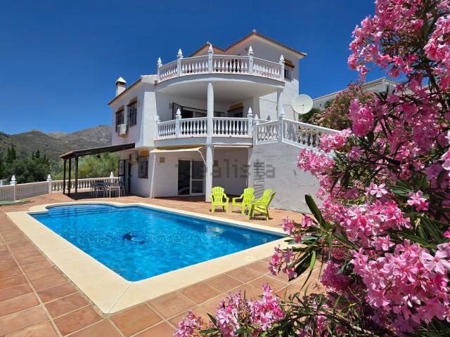 Casa en venta en Cortijuelo, La Axarquía