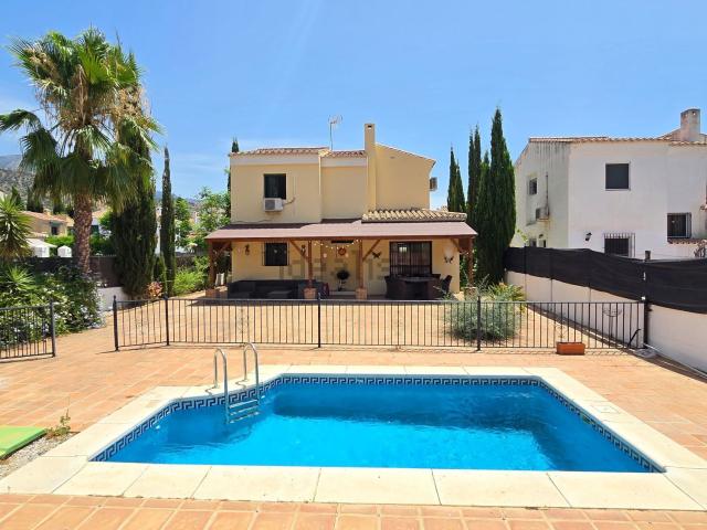 Casa en venta en Puente de Salia, La Axarquía