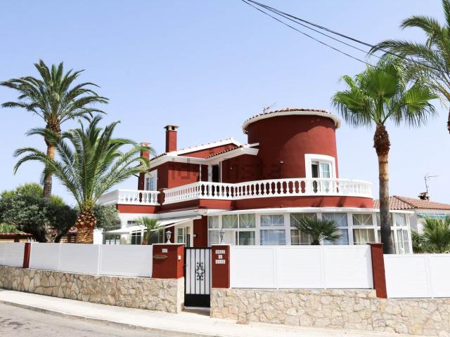Casa en venta en Alcalà De Xivert, Urbanització Marcolina