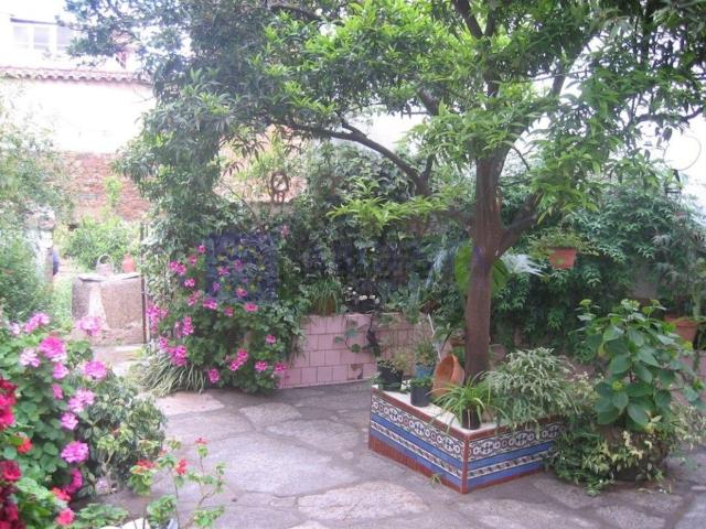 Casa en venta en Alcuéscar, Extremadura