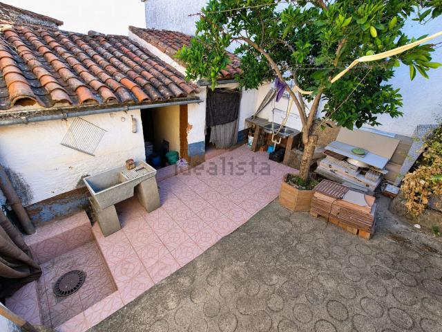 Casa en venta en Alcuéscar, Extremadura