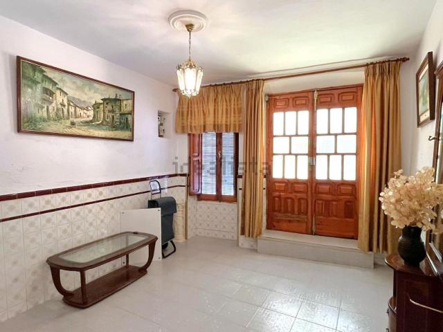 Casa en venta en Alcuéscar, Extremadura