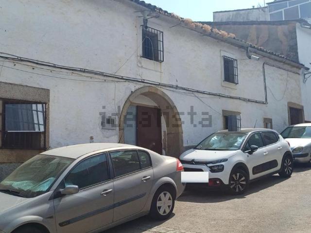Casa en venta en Alcuéscar