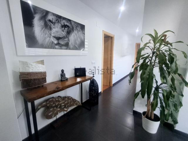 Casa en venta en Aldeamayor De San Martín, Urbanización el Soto Casa en venta en Aldeamayor De San Martín, Urbanización el Soto