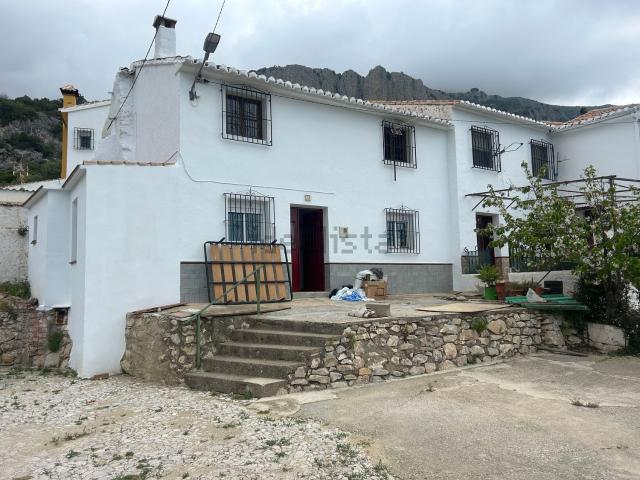 Casa en venta en Alfarnatejo, Málaga