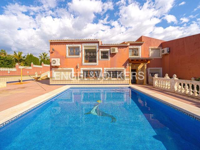 Casa en venta en Urbanització Escandinàvia, la Marina Baixa