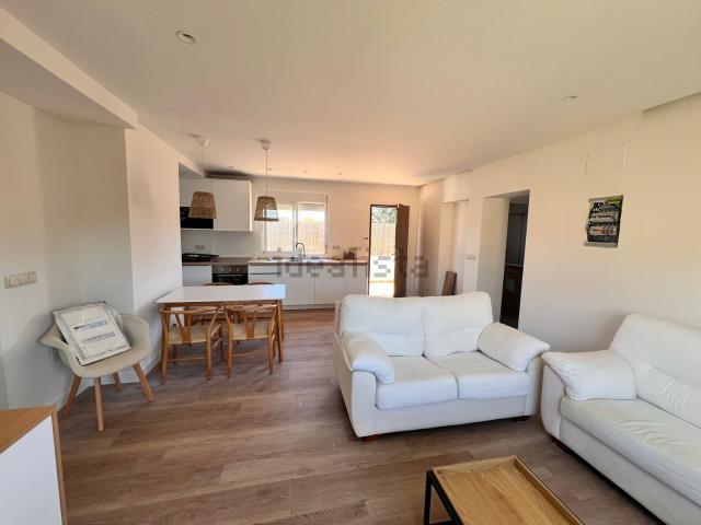 Casa en alquiler en la Marina Baixa, Valencia