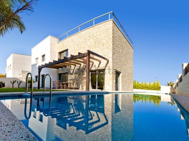 Casa en venta en la Marina Baixa, Valencia