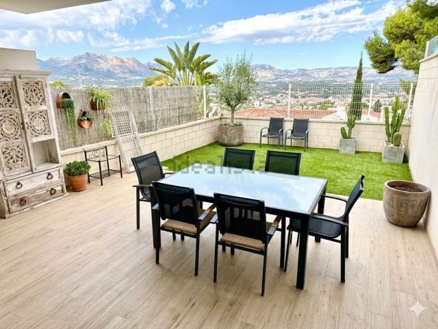 Casa en alquiler en la Marina Baixa, Valencia