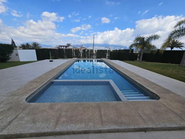 Casa en venta en L'alfàs Del Pi