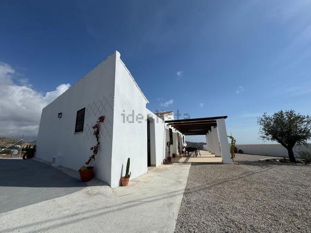 Casa en alquiler en Los Llanos, La Axarquía