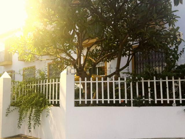 Casa en alquiler en Algarrobo-Costa, La Axarquía