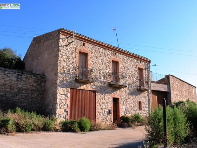 Casa en venta en Algerri, Lleida