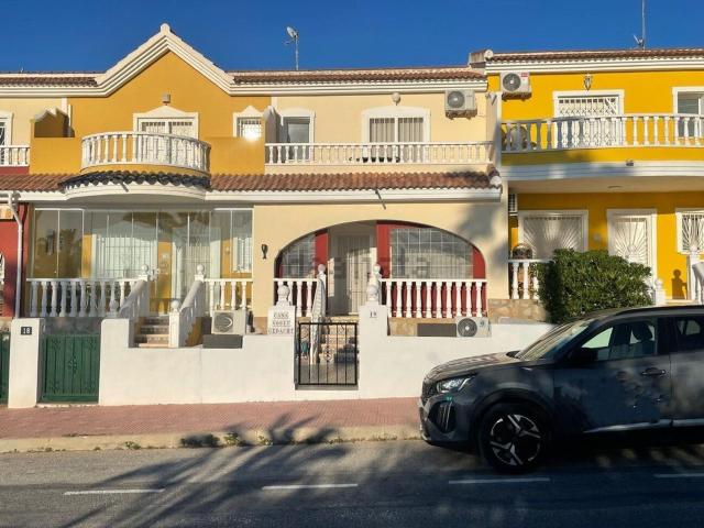 Casa en venta en Montebello, el Baix Segura / La Vega Baja
