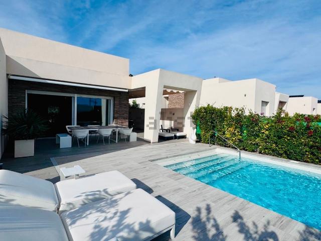 Casa en venta en el Baix Segura / La Vega Baja, Valencia