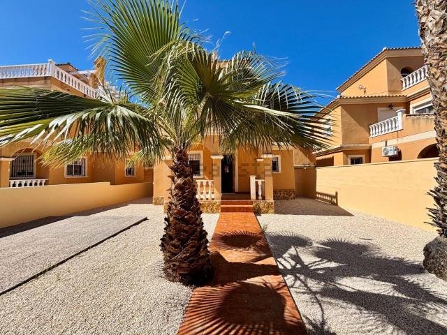 Casa en venta en Urbanización Lo Crispín, el Baix Segura / La Vega Baja