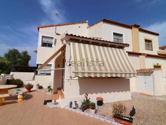 Casa en venta en Montebello, el Baix Segura / La Vega Baja