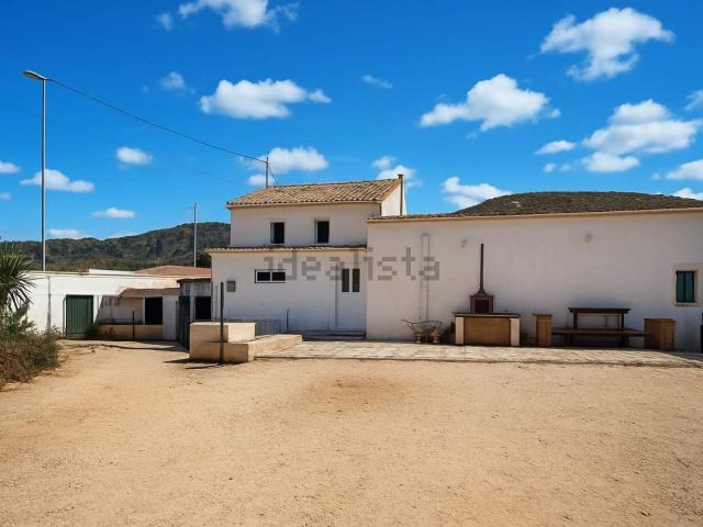 Casa en venta en el Vinalopó Mitjà / El Vinalopó Medio, Valencia
