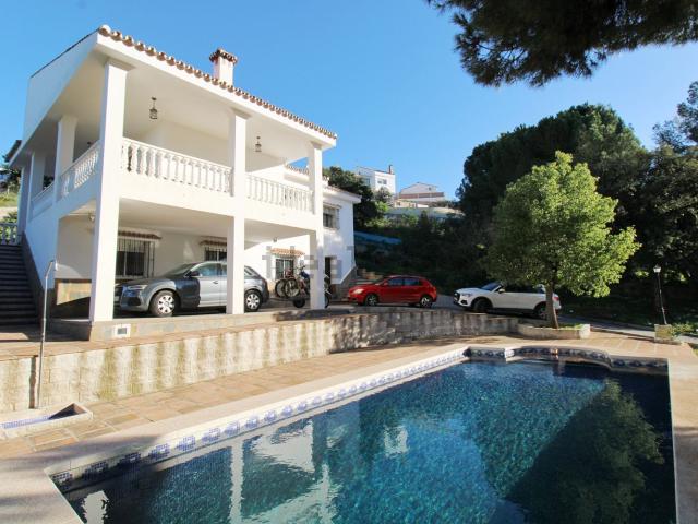 Casa en venta en Pinos de Alhaurín, Valle del Guadalhorce