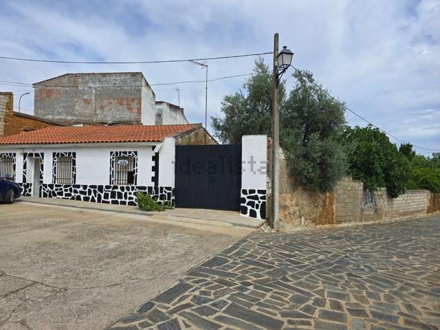 Casa en venta en Aliseda