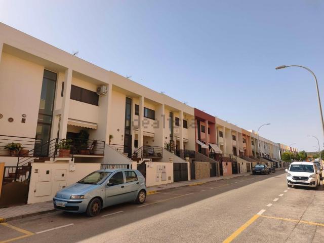 Casa en venta en Almansa, Castilla-La Mancha