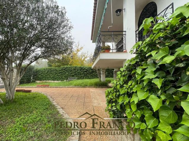 Casa en venta en Almendralejo, Badajoz