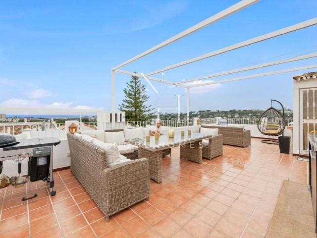 Casa en alquiler en Nueva Andalucía, Costa del Sol Occidental
