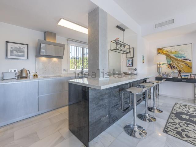 Casa en venta en Nueva Andalucía, Costa del Sol Occidental