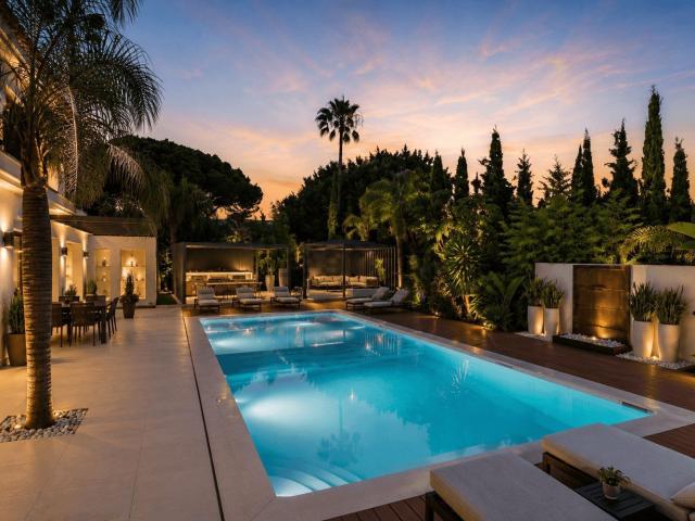 Casa en venta en Nueva Andalucía, Costa del Sol Occidental