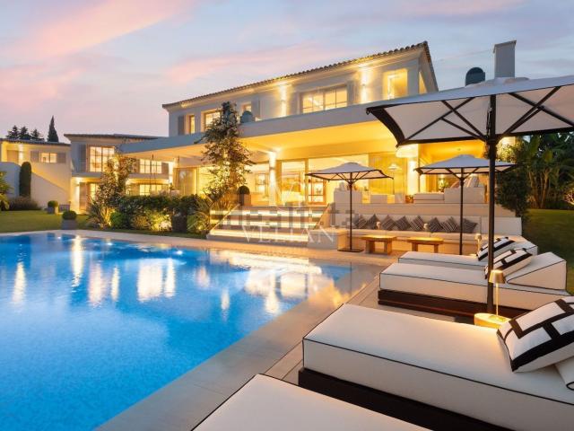 Casa en venta en Nueva Andalucía, Costa del Sol Occidental
